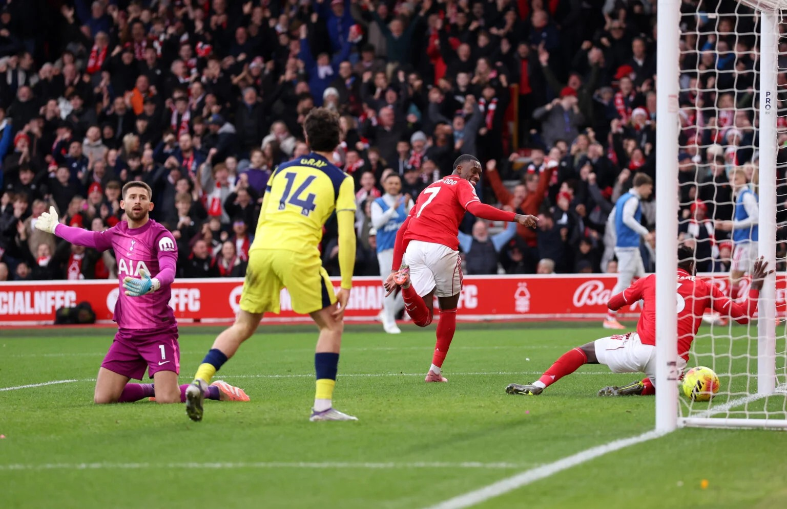 Nottingham Forest vs Tottenham Hotspur: Live Match Report (Premier League)